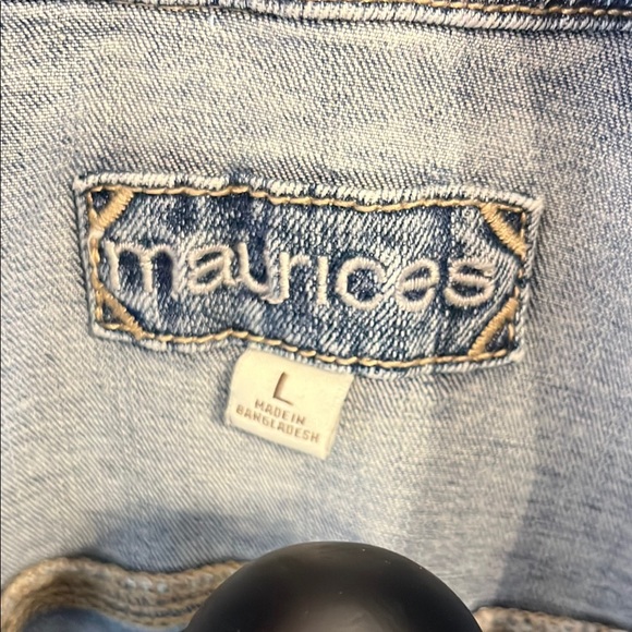 Maurices Light Blue Denim Vest Size L EUC - Picture 8 of 9